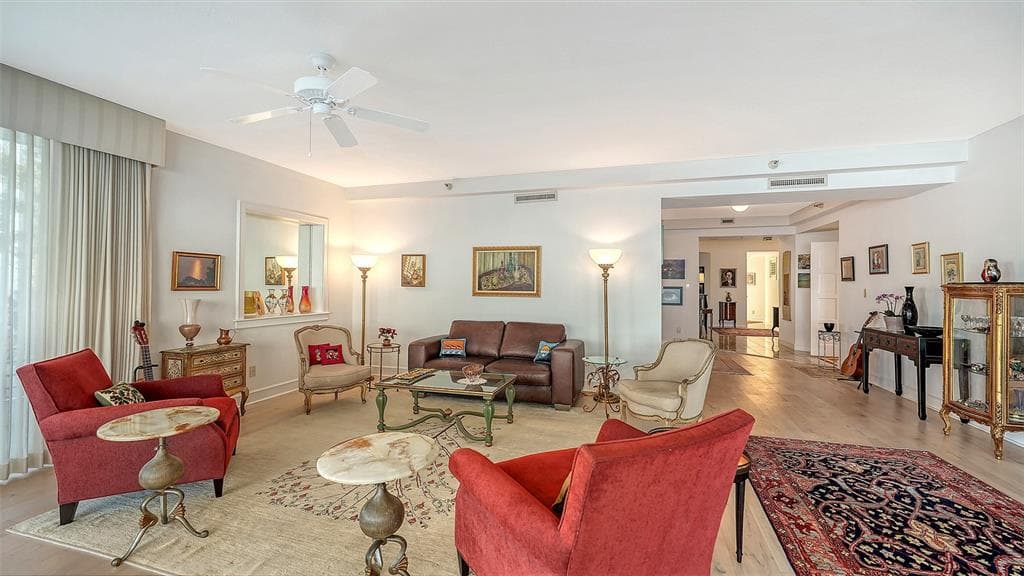 2450 HARBOURSIDE DRIVE 234 photo 13