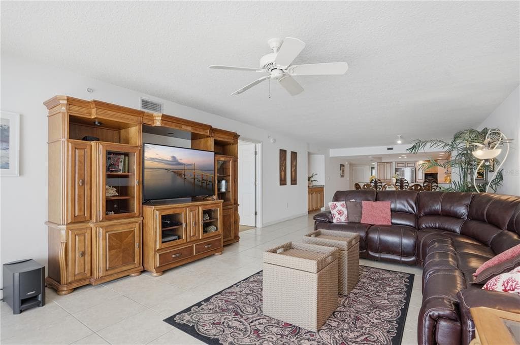16326 GULF BOULEVARD 307 photo 12