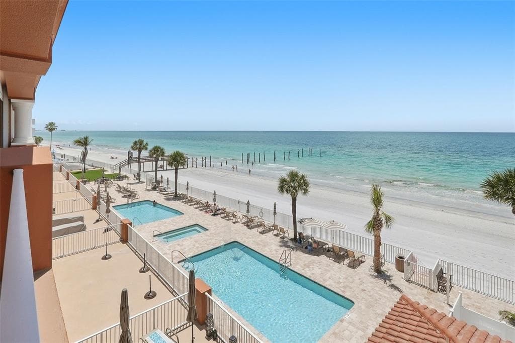 16326 GULF BOULEVARD 307 photo 1