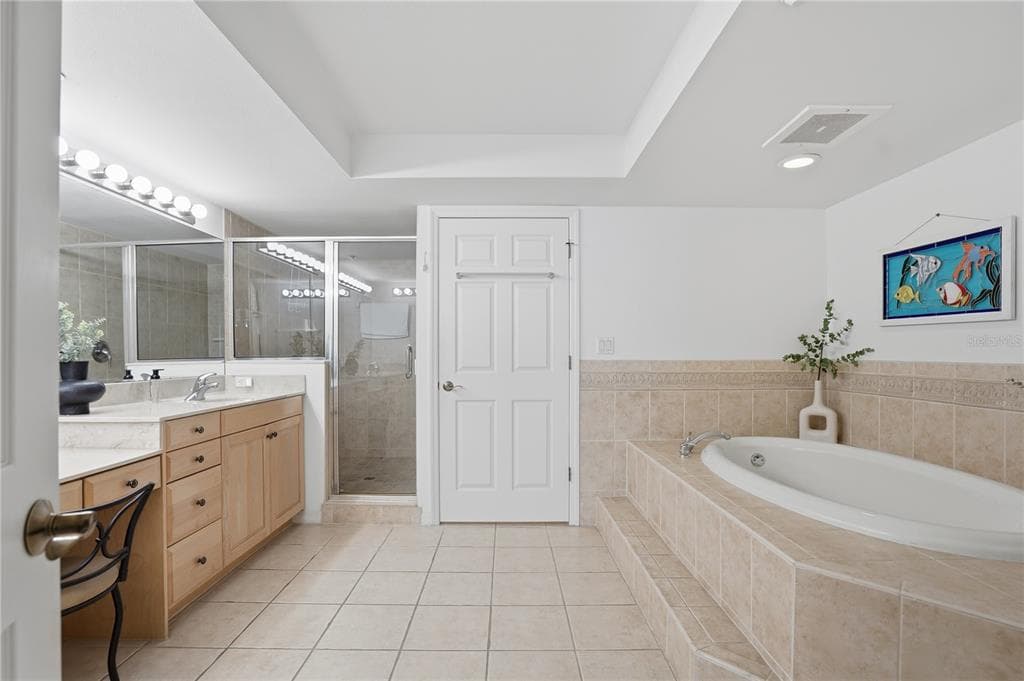16326 GULF BOULEVARD 307 photo 18