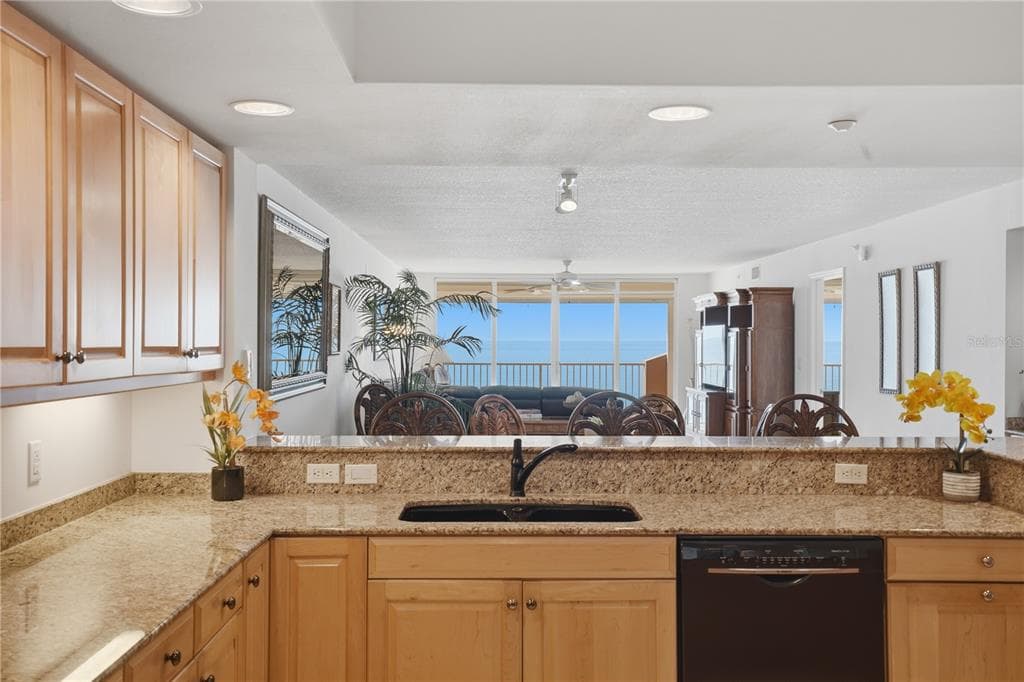 16326 GULF BOULEVARD 307 photo 8