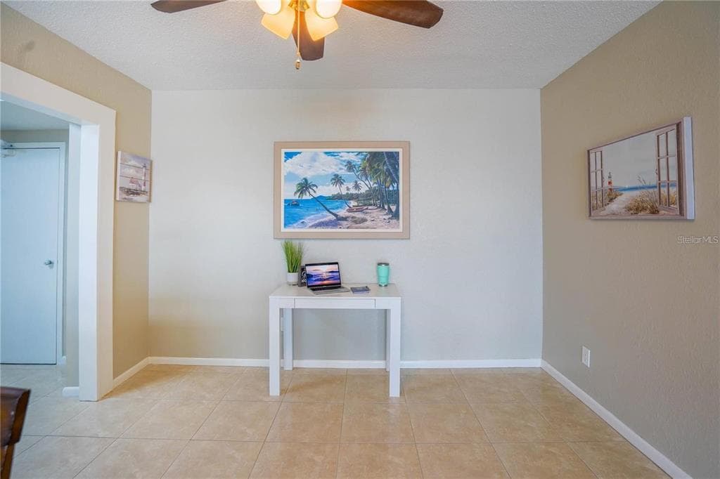 7100 SUNSHINE SKYWAY LANE S 201 photo 17