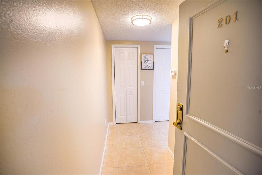 7100 SUNSHINE SKYWAY LANE S 201 photo 21