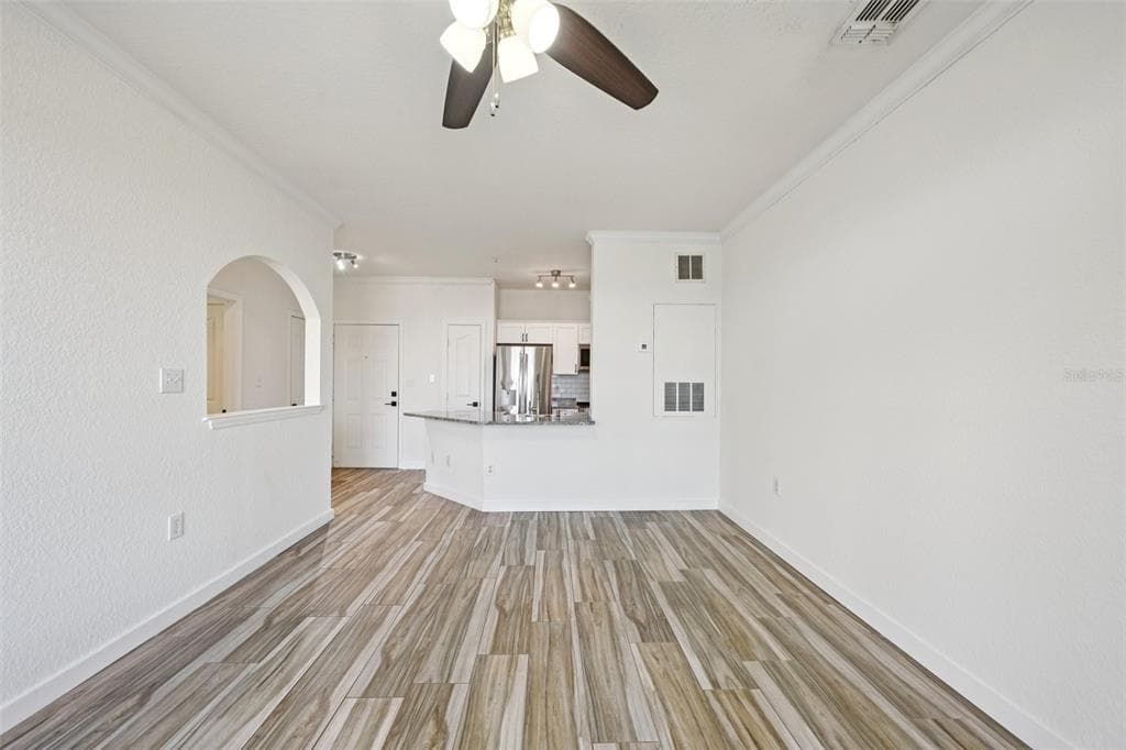 5000 CULBREATH KEY WAY 8-212 photo 23