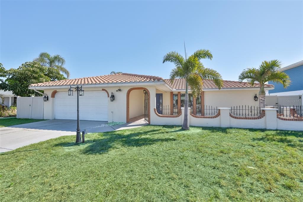 6523 KING PALM WAY photo 7