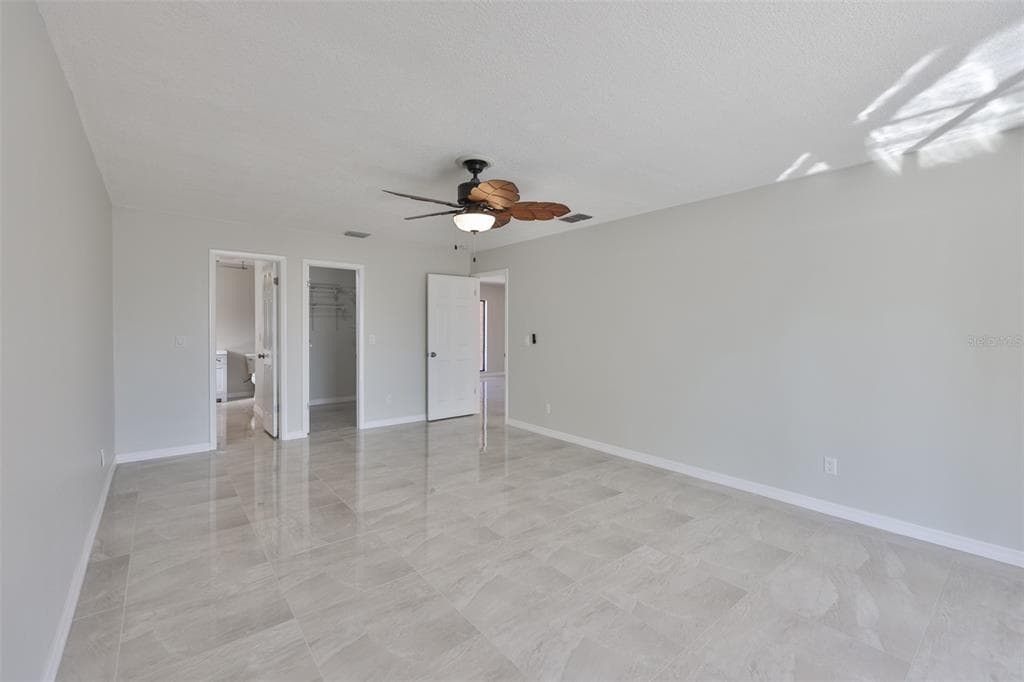 6523 KING PALM WAY photo 25
