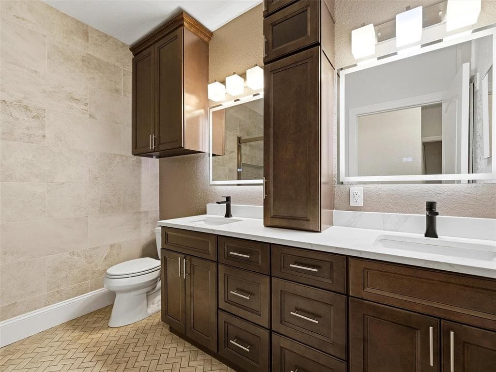 2732 VIA MURANO 524 photo 21