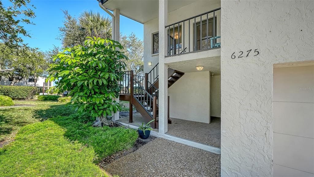 6275 MIDNIGHT PASS ROAD 6275 photo 4