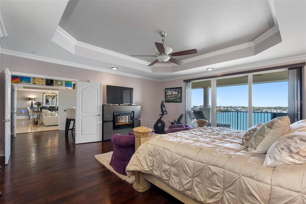 17717 GULF BOULEVARD 702 photo 23
