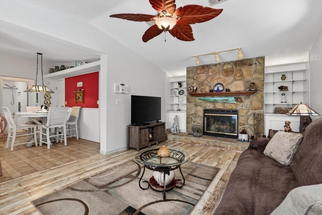 8321 HARDWOOD LANDING ROAD photo 18