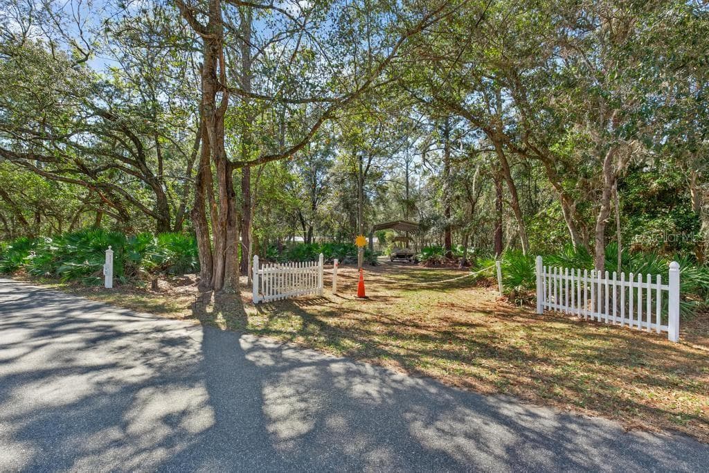 8321 HARDWOOD LANDING ROAD photo 4