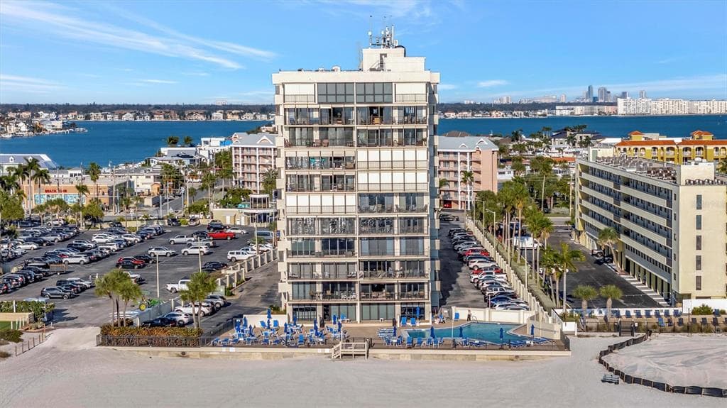 5396 GULF BOULEVARD 407 photo 5