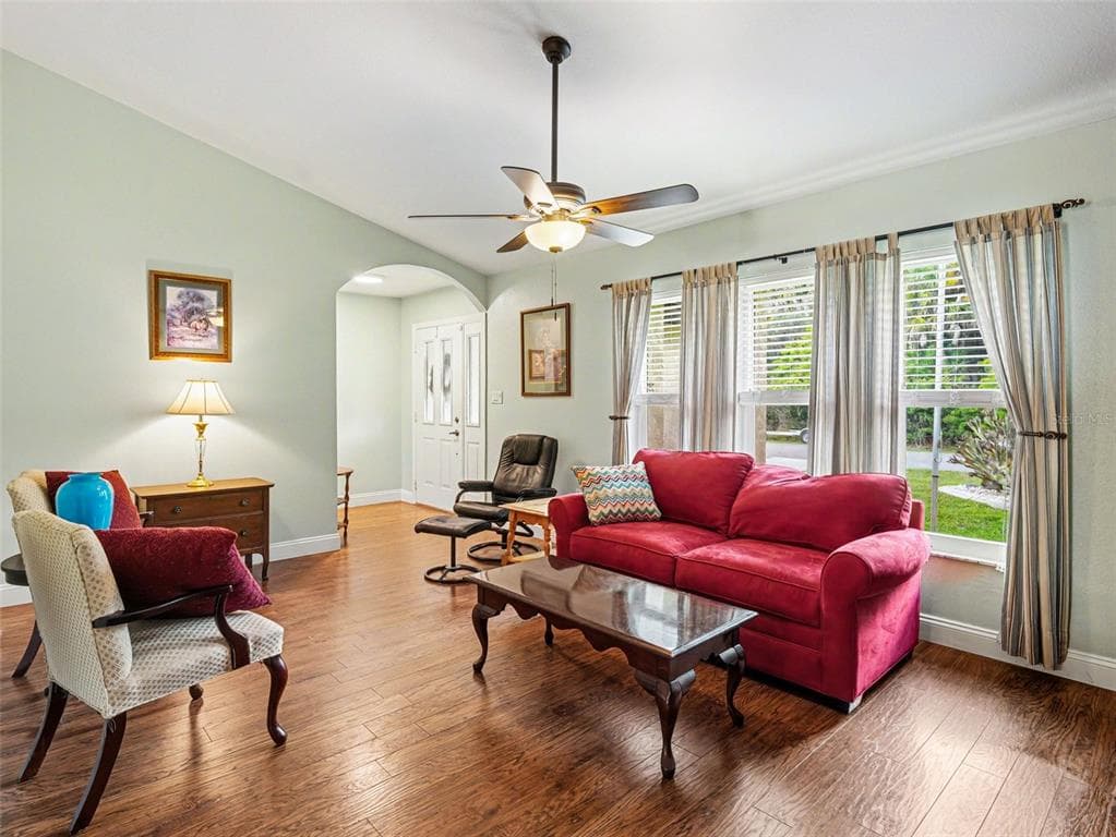 507 RAMBLEWOOD STREET photo 3