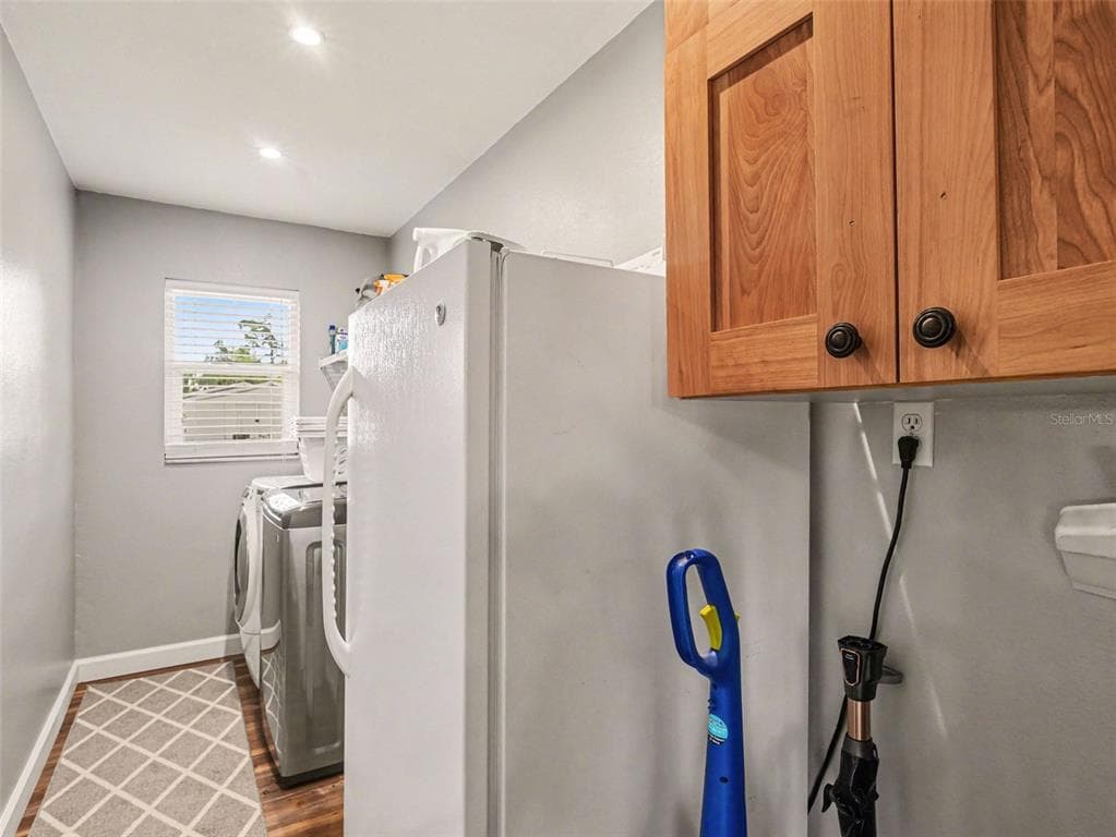 507 RAMBLEWOOD STREET photo 11