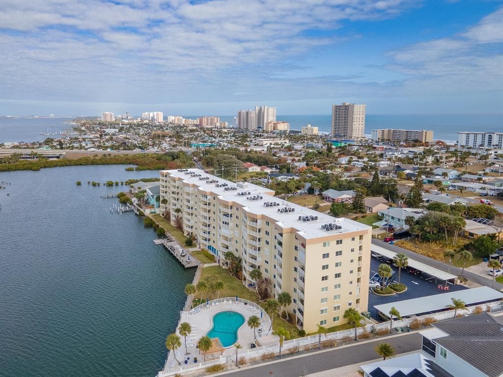 3606 S PENINSULA DRIVE #208 1