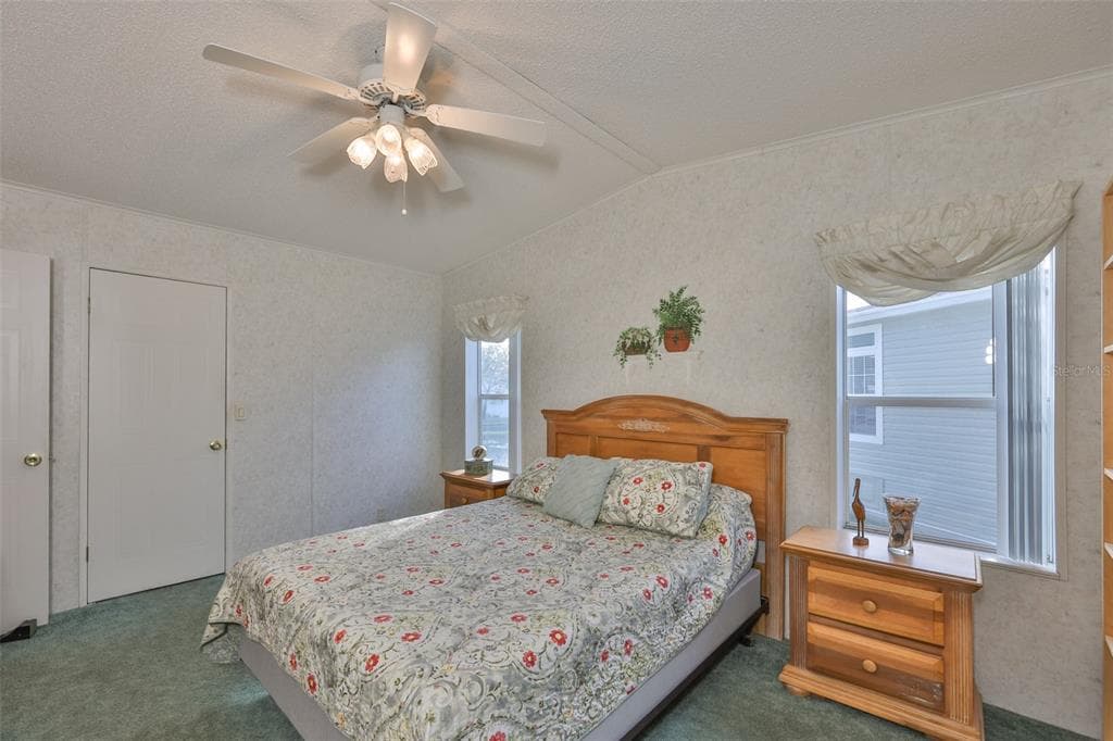 980 7TH STREET NW 16 photo 22