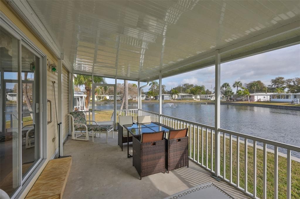 980 7TH STREET NW 16 photo 3