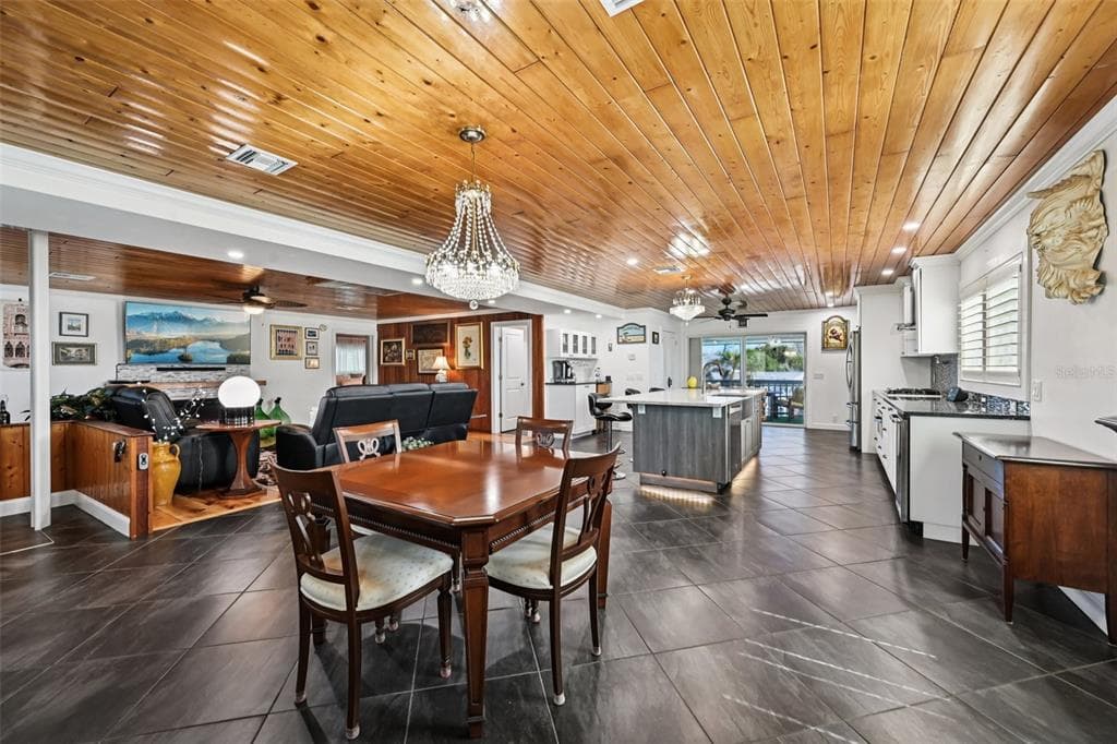 10467 SHERMAN STREET photo 23