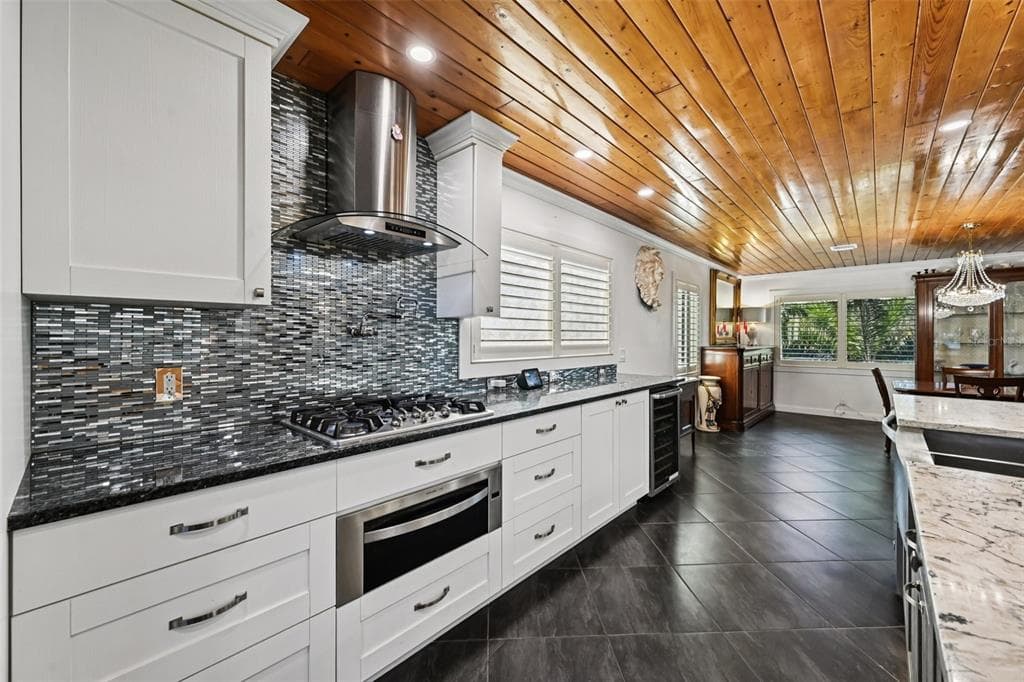 10467 SHERMAN STREET photo 20