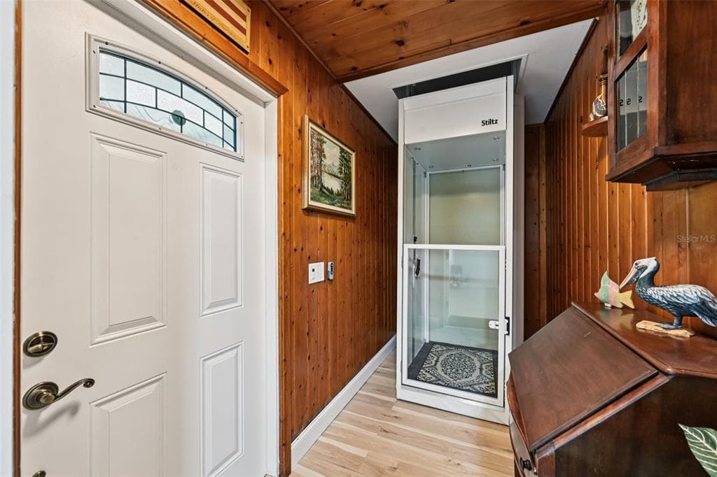 10467 SHERMAN STREET photo 11