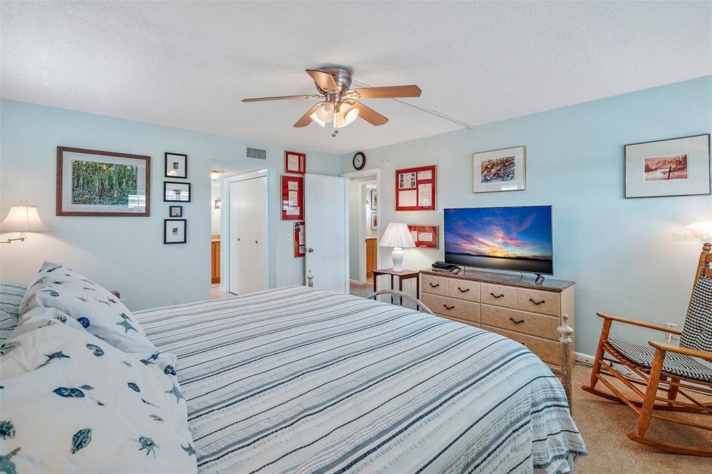 5000 GULF BOULEVARD 304 photo 20