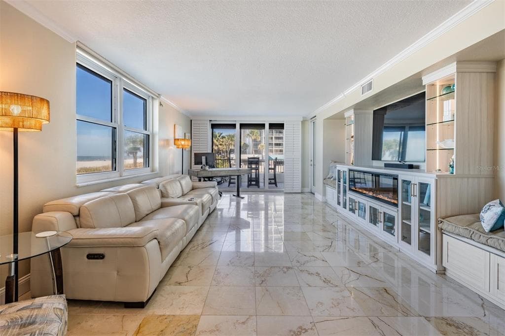 1400 GULF BOULEVARD 109 photo 7