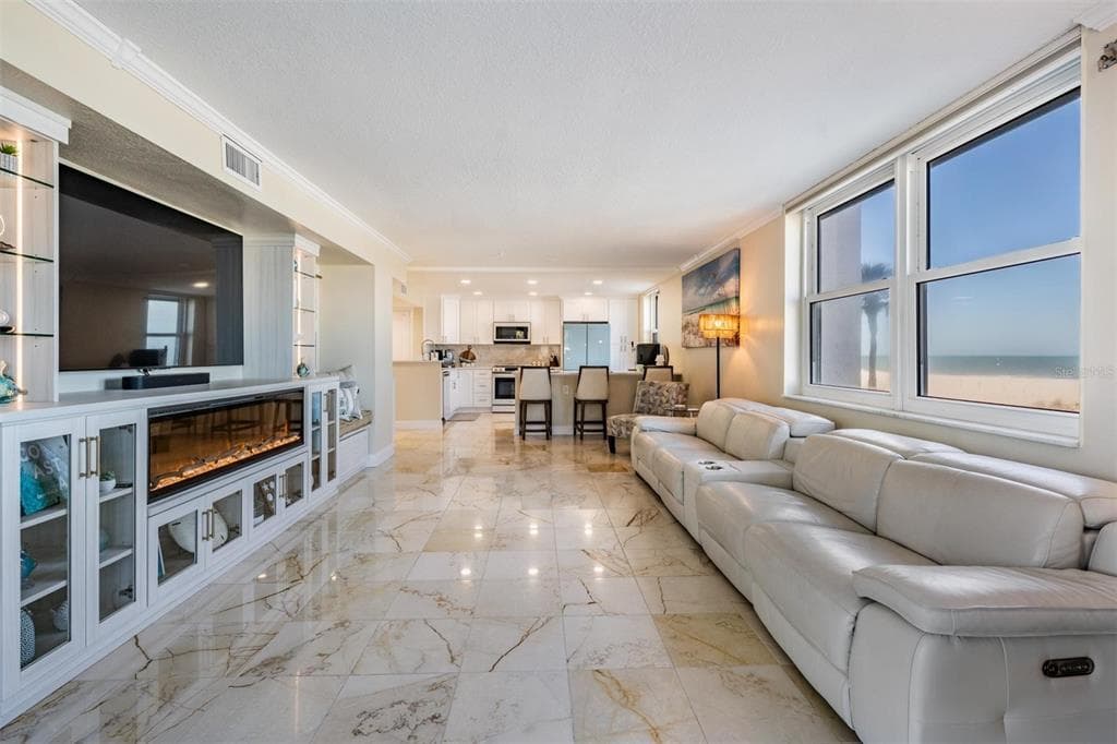 1400 GULF BOULEVARD 109 photo 1
