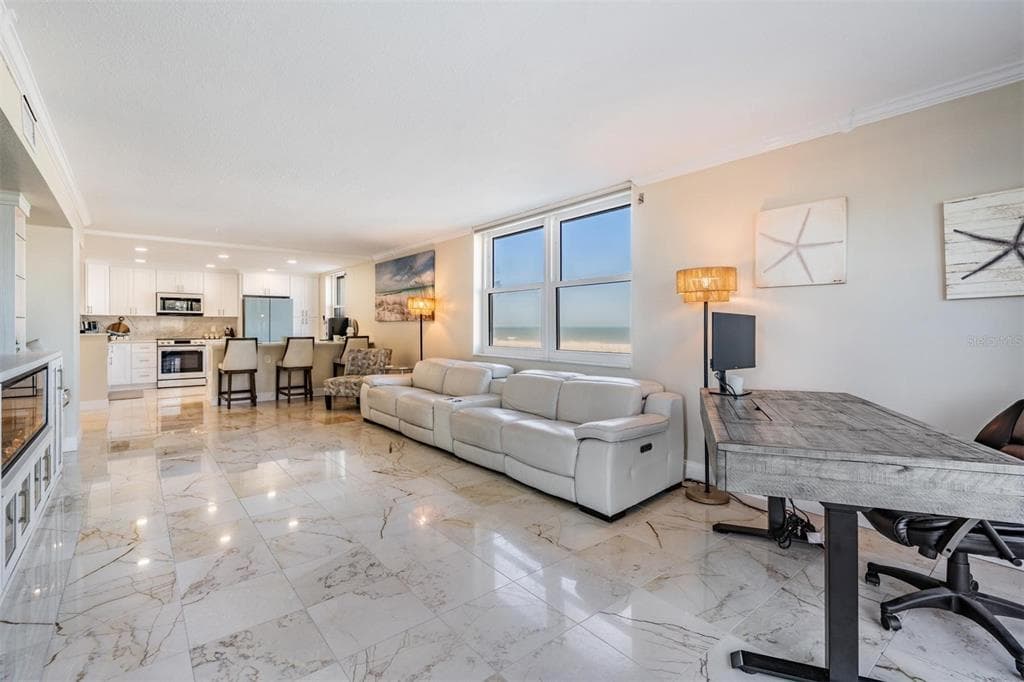 1400 GULF BOULEVARD 109 photo 10