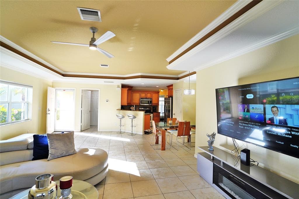 12760 SW LAKE SIDE DRIVE photo 18