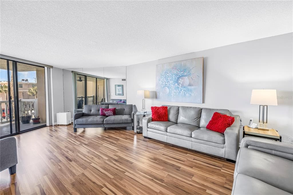 6650 SUNSET WAY 105 photo 13