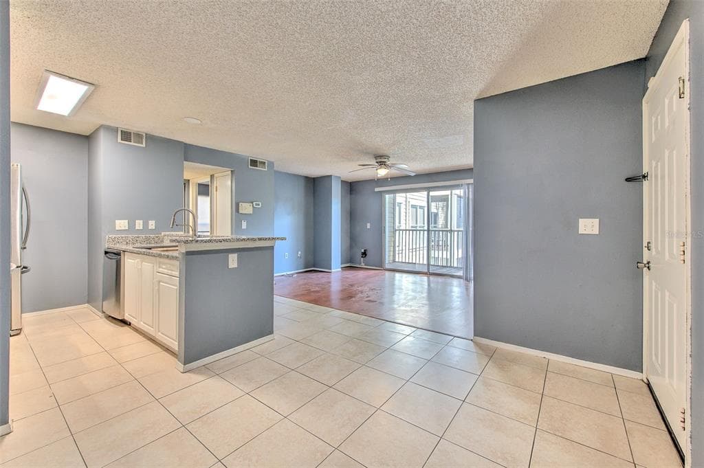 10028 STRAFFORD OAK COURT 716 photo 6