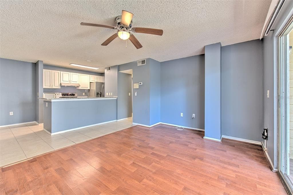 10028 STRAFFORD OAK COURT 716 photo 13