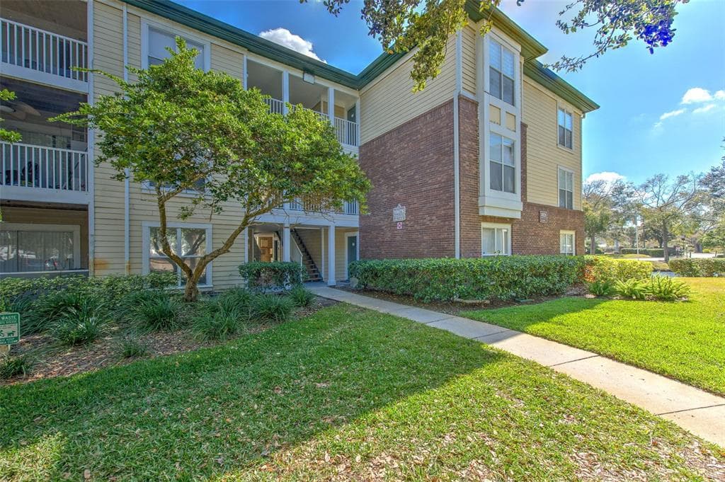 10028 STRAFFORD OAK COURT 716 photo 1