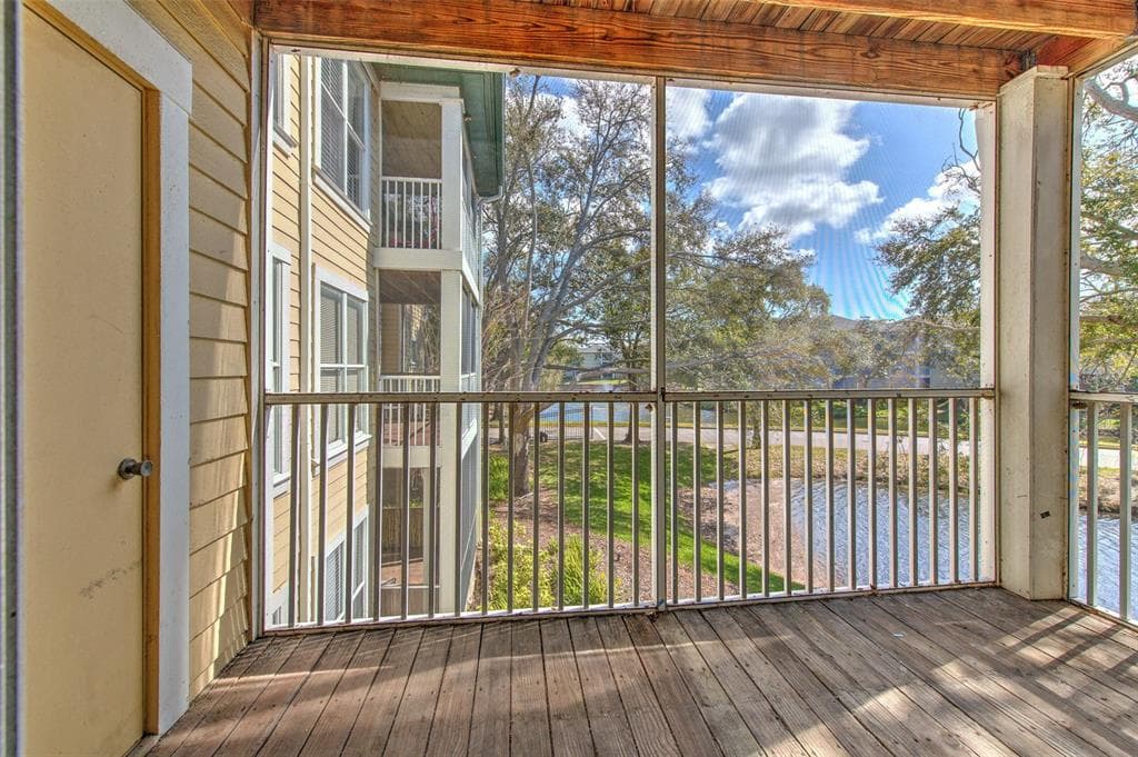 10028 STRAFFORD OAK COURT 716 photo 14