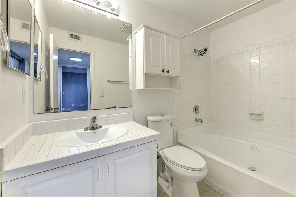10028 STRAFFORD OAK COURT 716 photo 18