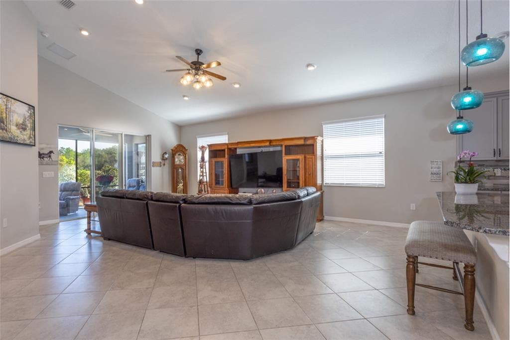 43 LAGOON WAY photo 6