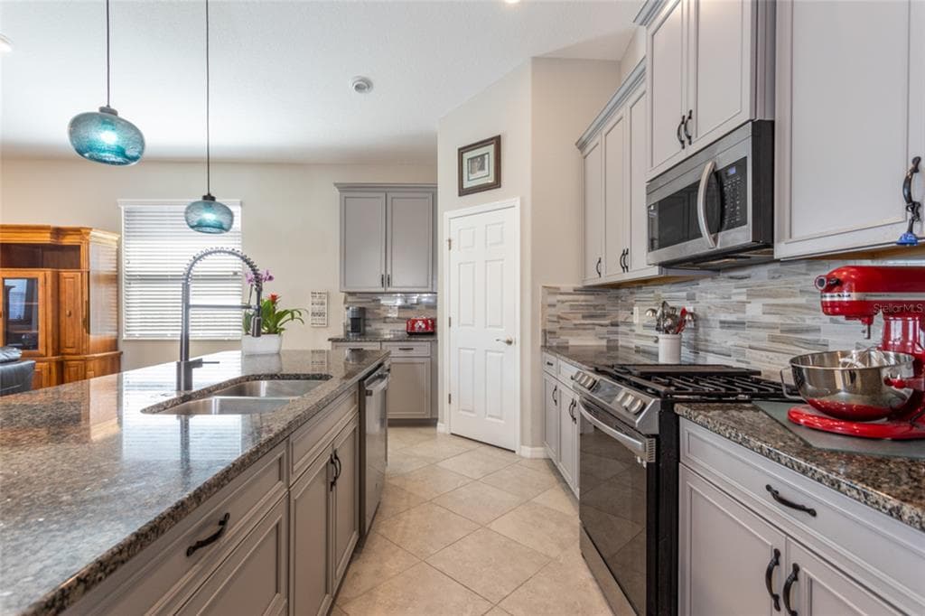 43 LAGOON WAY photo 9