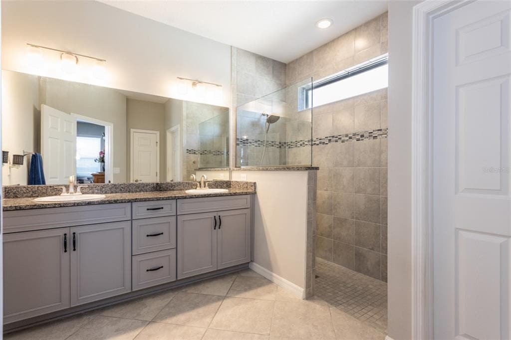 43 LAGOON WAY photo 11