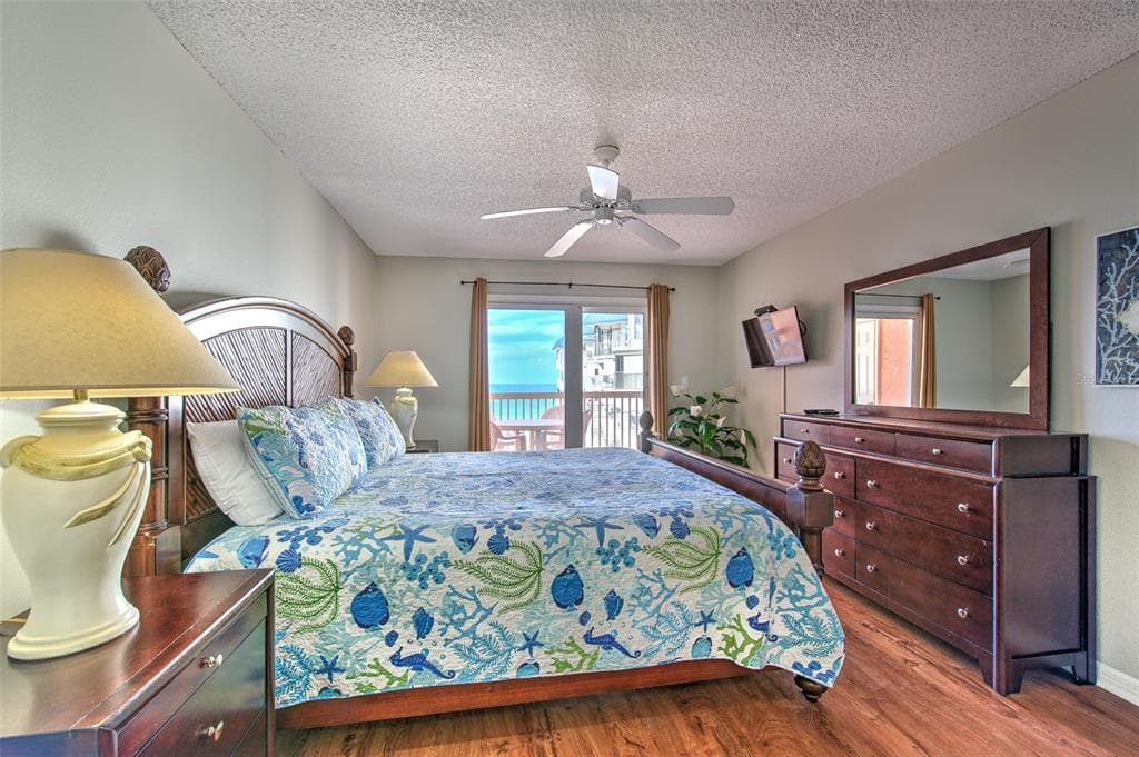 18400 GULF BOULEVARD 2405 photo 7