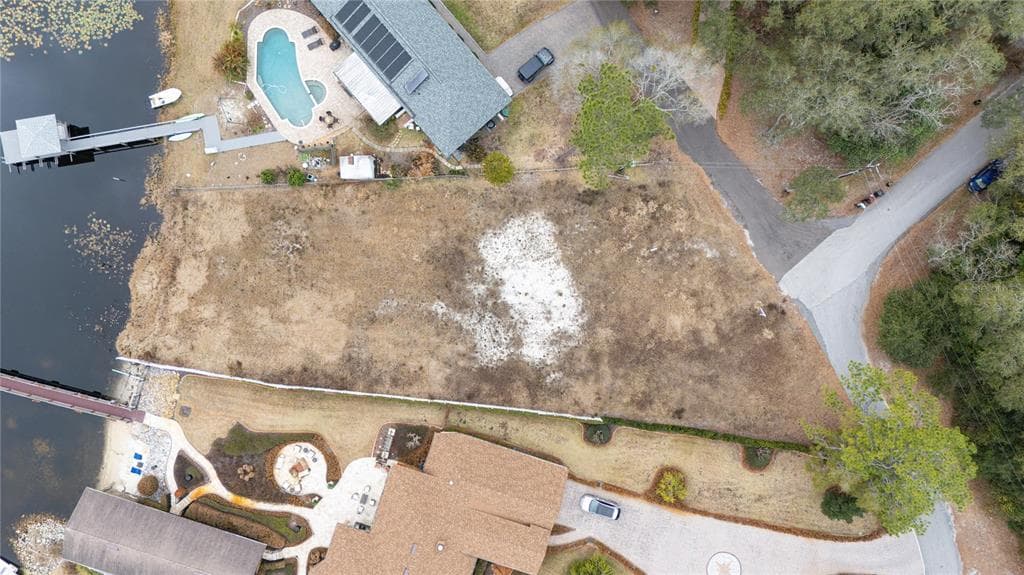 601 TUSCANY COURT 5