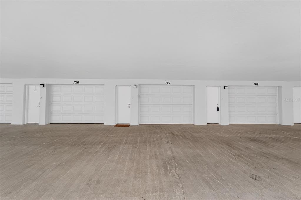 17960 GULF BOULEVARD 119 photo 13