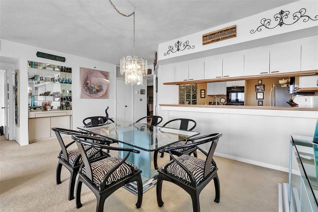 2110 HARBOURSIDE DRIVE 523 photo 17