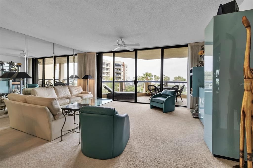 2110 HARBOURSIDE DRIVE 523 photo 18