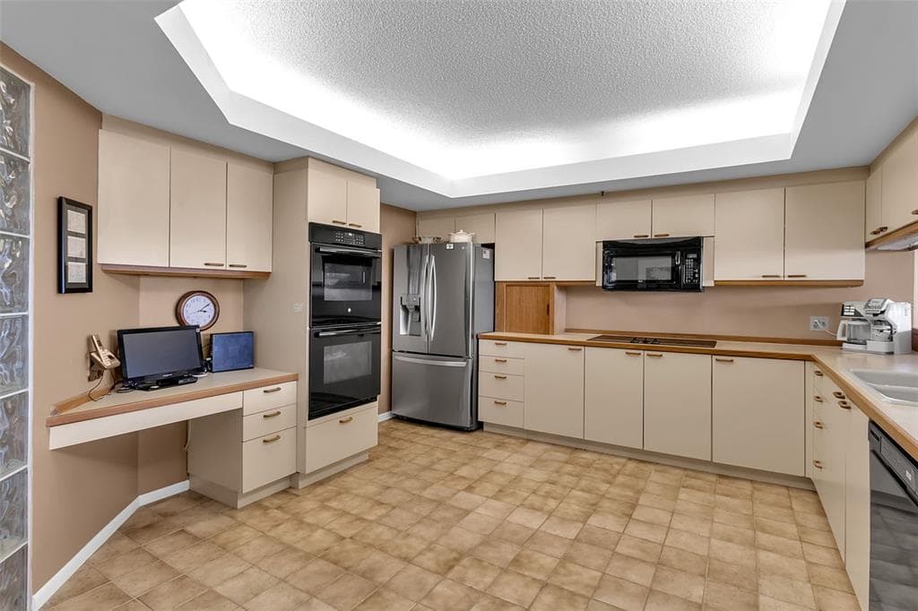 2110 HARBOURSIDE DRIVE 523 photo 8