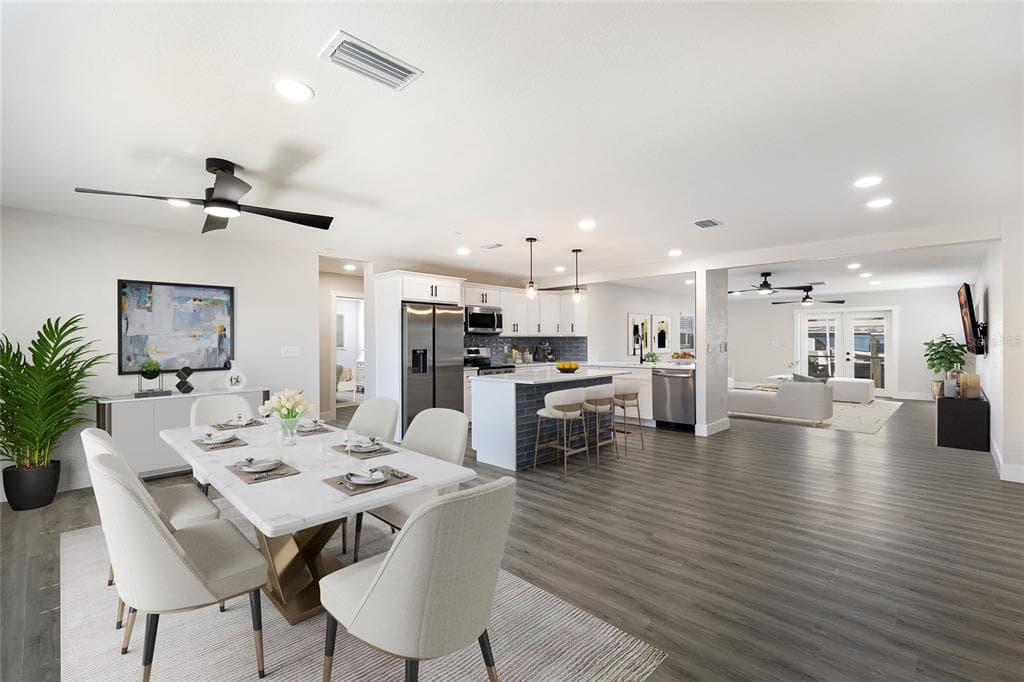10316 KINGFISHER ROAD W photo 3