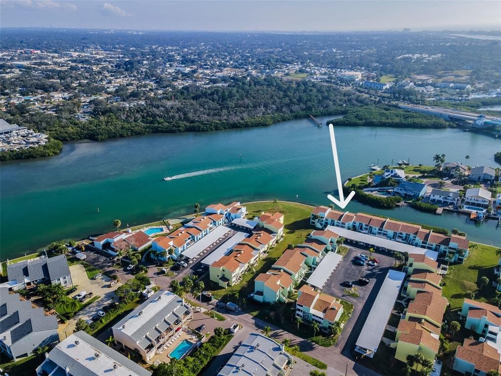 1 WINDRUSH BOULEVARD 51 photo 2