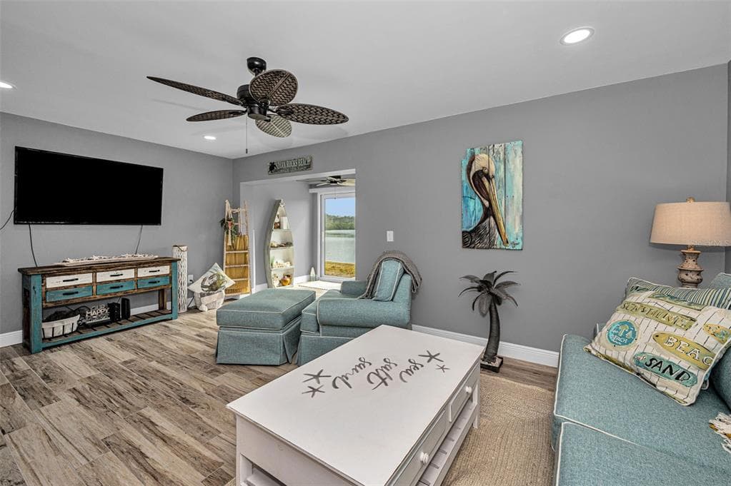 1 WINDRUSH BOULEVARD 51 photo 17