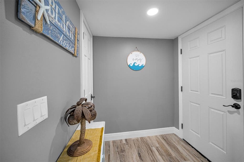 1 WINDRUSH BOULEVARD 51 photo 15