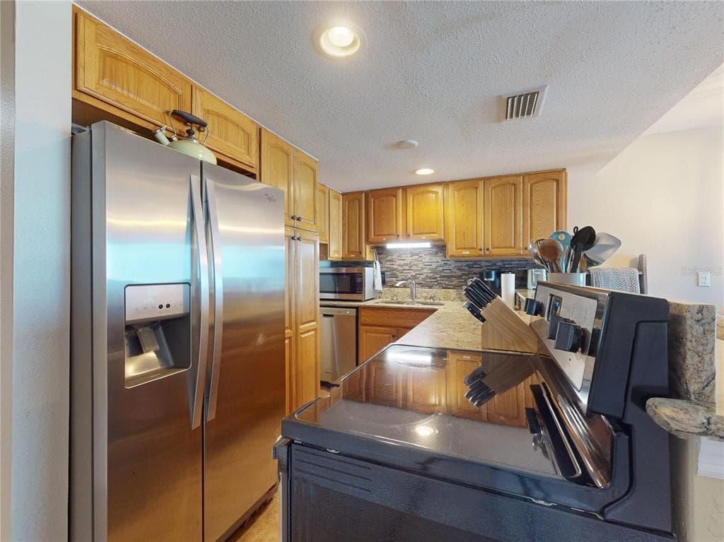 4849 SAXON DRIVE C208 photo 21