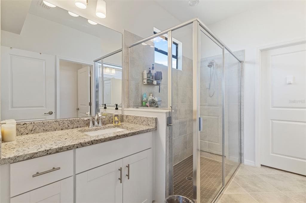 2145 BONITO WAY photo 24